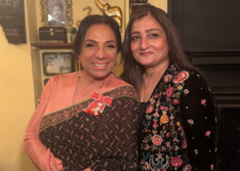 The power to Give to Gain