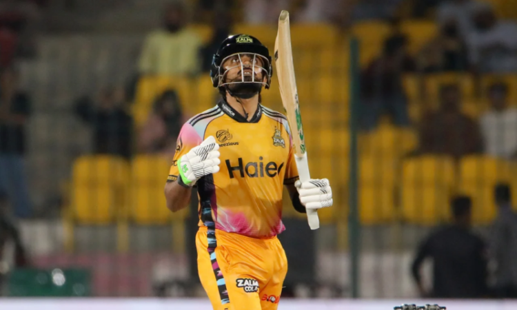 Babar Azam’s century powers Peshawar Zalmi to 221/7 in PSL 11 Qualifier