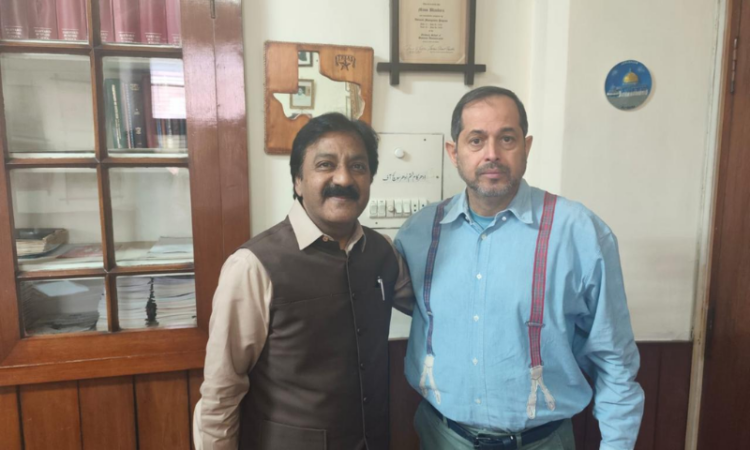 Albert David calls on Isphanyar Bhandara, discusses minority rights