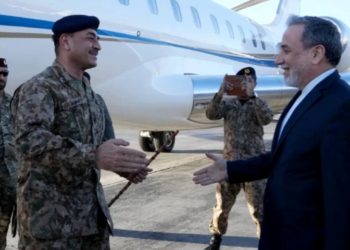 Pakistan intensifies mediation efforts as high-level delegation arrives in Tehran for US-Iran peace talks