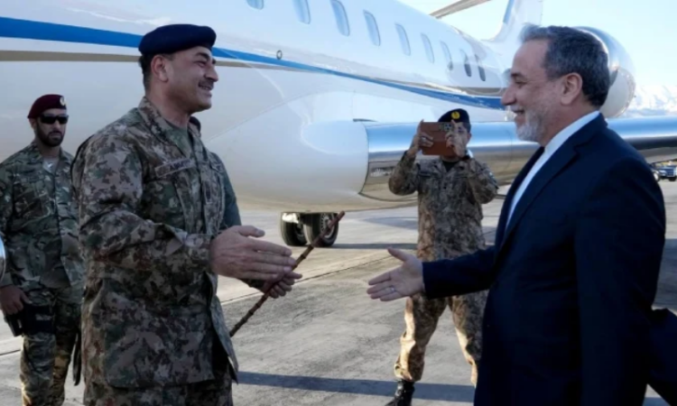 Pakistan intensifies mediation efforts as high-level delegation arrives in Tehran for US-Iran peace talks