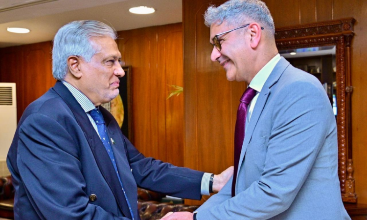 Pakistan, Canada reaffirm commitment to strengthen bilateral ties and regional peace efforts