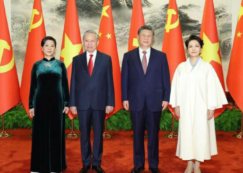 Xi urges China and Vietnam to oppose unilateralism and protectionism