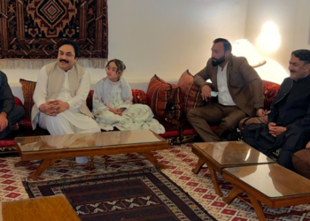 Deputy Chairman Senate reaffirms commitment to Balochistan’s development, receives honorary shield in Quetta