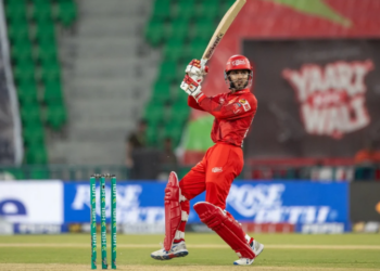Islamabad United register first win with dominant chase against Quetta Gladiators