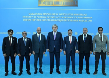 Kazakhstan FM meets Gulf, Jordan envoys; offers platform for regional peace talks