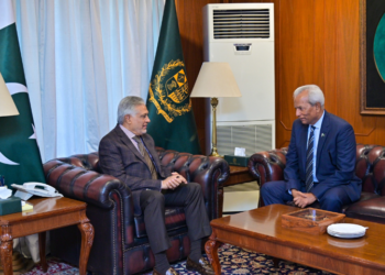 Ishaq Dar, Nehal Hashmi discuss governance, development and federal–provincial cooperation