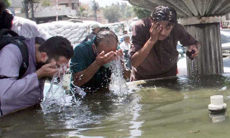 PMD issues heatwave alert as temperatures set to surge across Pakistan