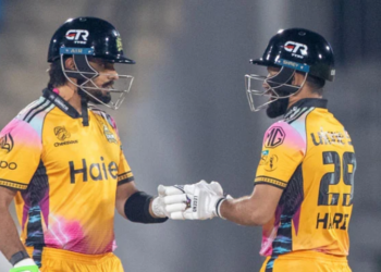 PSL-11- Babar Azam’s unbeaten fifty powers Peshawar Zalmi to dominant victory over Quetta Gladiators