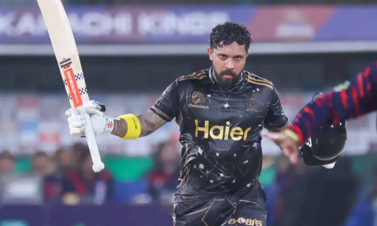 Kusal Mendis’ unbeaten fifty guides Peshawar Zalmi to 196 against Multan Sultans in PSL 11