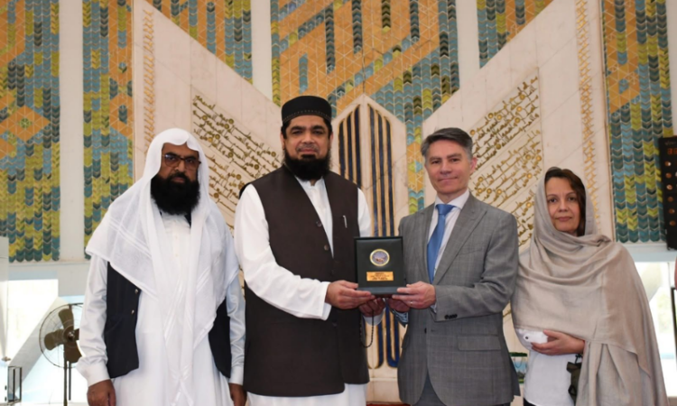 Portuguese Envoy visits Faisal Mosque, highlights cultural understanding