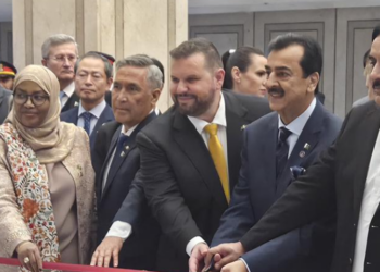 Senate launches choral version of national anthem, celebrates Pakistan–Romania ties