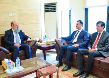 Tajik Ambassador meets Minister of Commerce