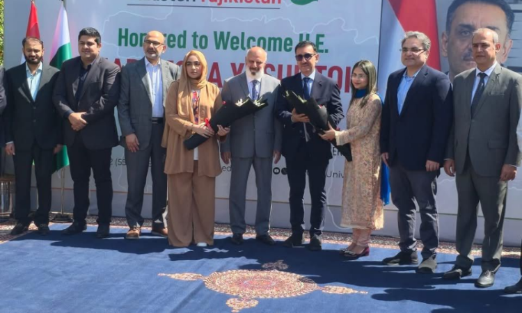 Tajikistan envoy meets GIFT University and business leaders to boost academic cooperation