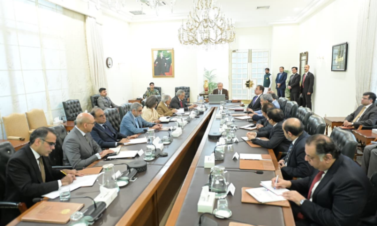 PM Shehbaz chairs meeting with Ambassadors to GCC countries and Iran, reviews economic diplomacy