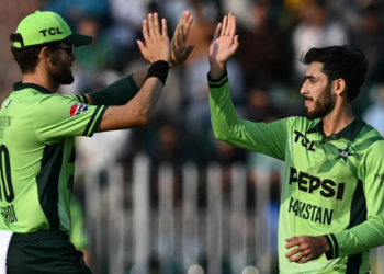 Debutant Arafat Minhas claims five-wicket haul as Pakistan bowl out Australia for 200