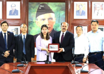 Chinese university delegation visits QAU