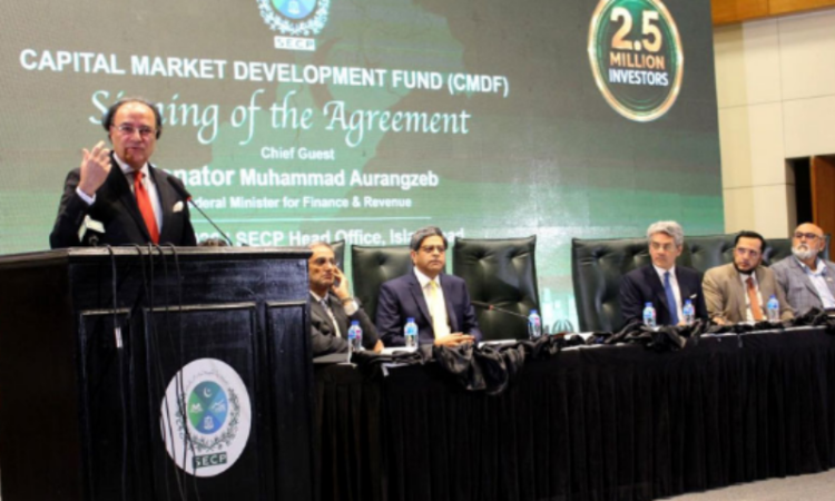 Pakistan eyes green bonds, sukuk and panda bond to strengthen climate finance base: Aurangzeb