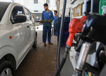 Government cuts petrol, diesel prices by Rs22 per litre