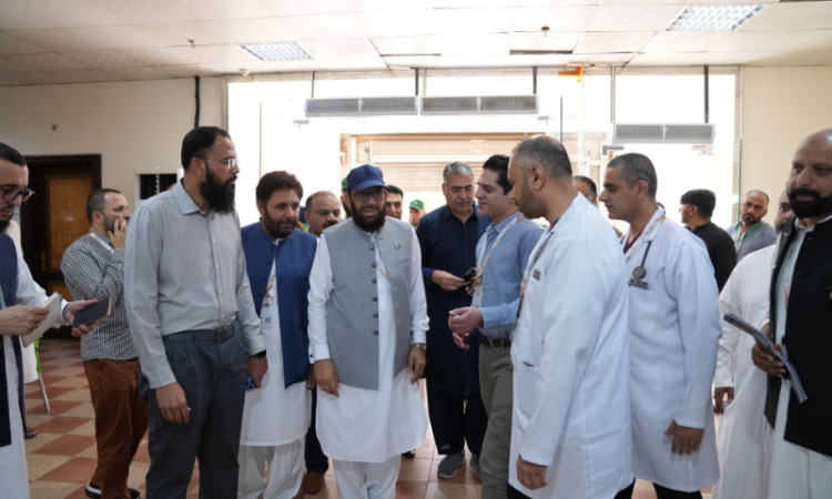Medical arrangements for Pakistani Hajj pilgrims exemplary: Sardar Yousaf