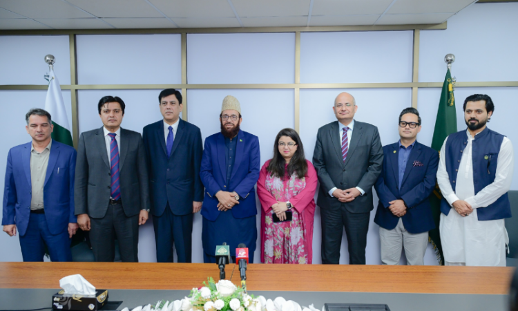 Pakistan, Saudi Arabia to establish historic ‘digital corridor’ for Hajj operations