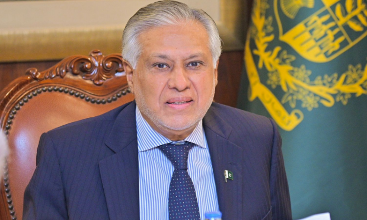 Ishaq Dar reviews sugar production, expresses satisfaction over supply outlook