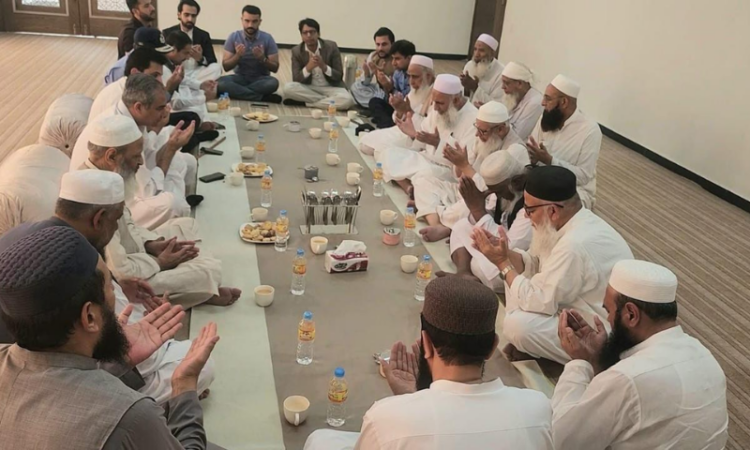 Mohsin Naqvi visits Tablighi Markaz, praises role of religious elders in national unity