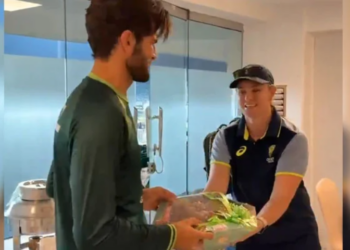 Australia team management exchanges Eid-ul-Adha greetings with Pakistan players in heartwarming gesture