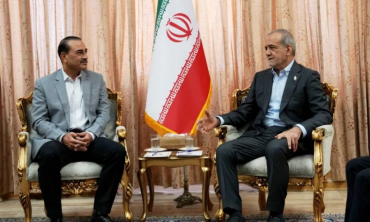 Field Marshal Asim Munir holds high-level talks in Tehran amid intensified Iran-US mediation efforts