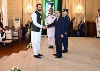British-Pakistani philanthropist Raja Suleman Raza Receives Tamgha-i-Imtiaz