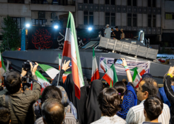 Iran signals no deal without guarantees as US pushes revised nuclear proposal