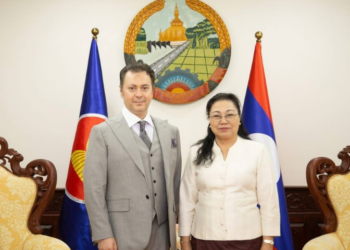 Pak ambassador to Vietnam meets ambassador of Lao