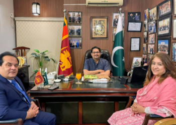 Yasin Joiya meets Beaconhouse official to discuss educational cooperation