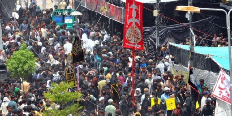 Tight security in place across Pakistan as Ashura processions held to commemorate martyrdom of Imam Husain (RA)