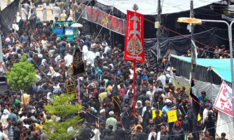 Tight security in place across Pakistan as Ashura processions held to commemorate martyrdom of Imam Husain (RA)