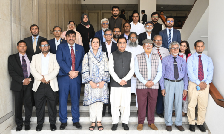 Ayaz Sadiq calls for stronger academic, parliamentary cooperation with Bangladesh