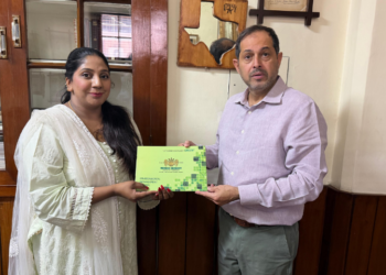 Sonia Riasat calls on Isphanyar Bhandara