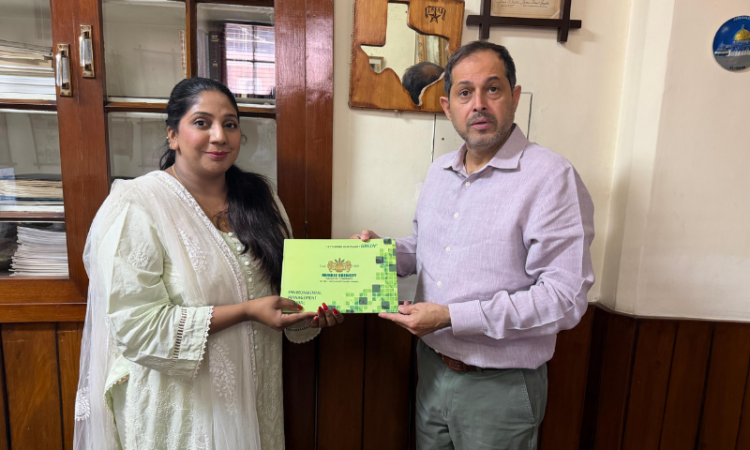 Sonia Riasat calls on Isphanyar Bhandara