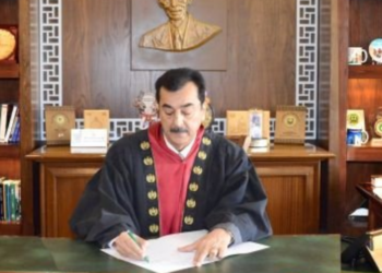 Gilani strongly condemns the attack on Rangers office in Karachi