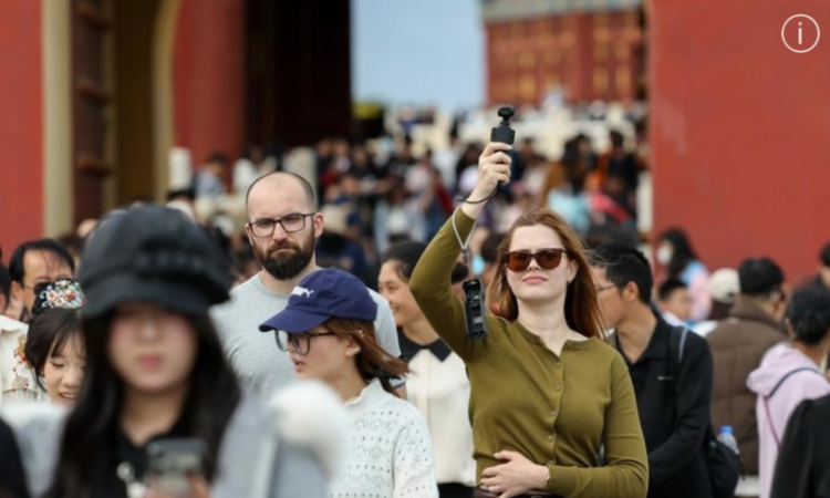 Foreign bloggers capture China's everyday sense of safety