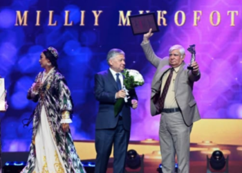 Pakistan's Muhammad Abbas Khan wins Uzbekistan's prestigious 'Golden Pen' national award
