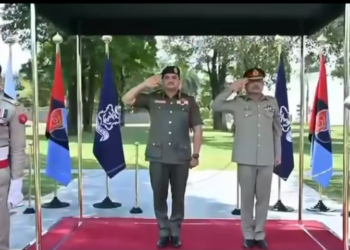 Libyan military leader meets Field Marshal Asim Munir at GHQ, discusses defence cooperation