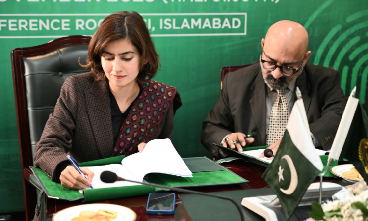 MCI launches online birth and death registration service through Pak App