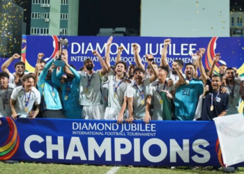 PM Shehbaz felicitates football team after Pakistan clinch 2026 Diamond Jubilee International Football Title