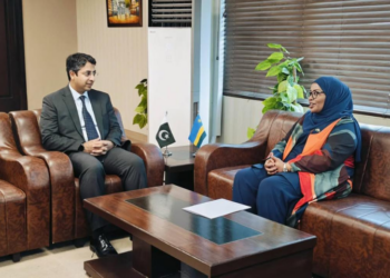 Pakistan, Rwanda explore ways to boost trade and economic cooperation