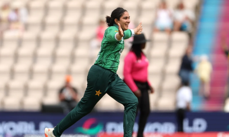 Pakistan restrict Bangladesh to 123/6 in Women's T20 World Cup clash