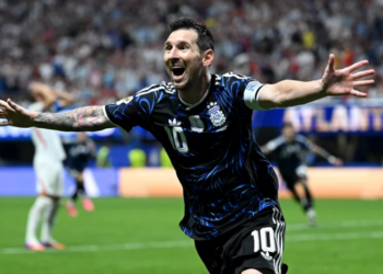 Messi inspires Argentina’s dramatic fightback to beat England 2-1, reach World Cup final