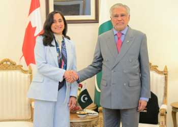 Dar, Canadian foreign minister discuss expanding bilateral cooperation