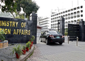 Pakistan condemns Indian defence minister's remarks on Kashmir, warns against 'adventurism'