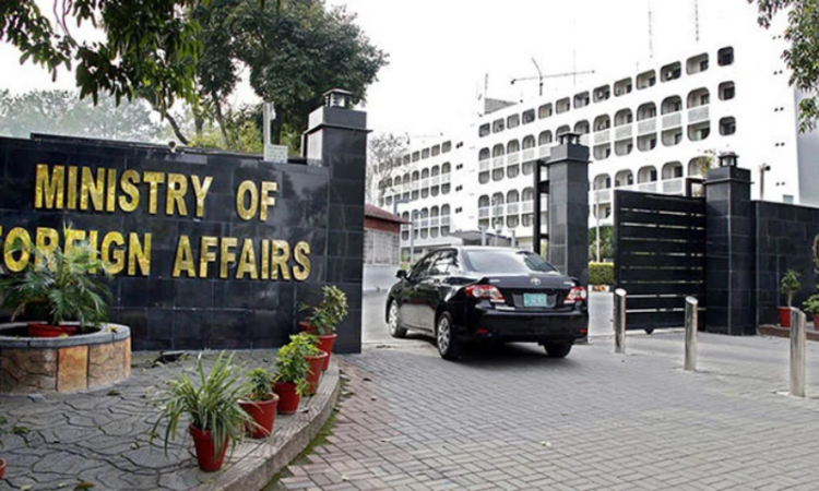 Pakistan condemns Indian defence minister's remarks on Kashmir, warns against 'adventurism'